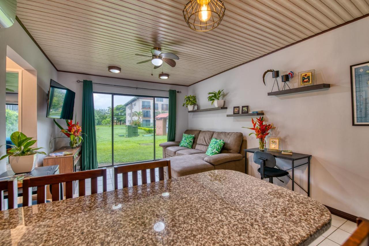 Golden Getaway Apartments Ліберія Екстер'єр фото